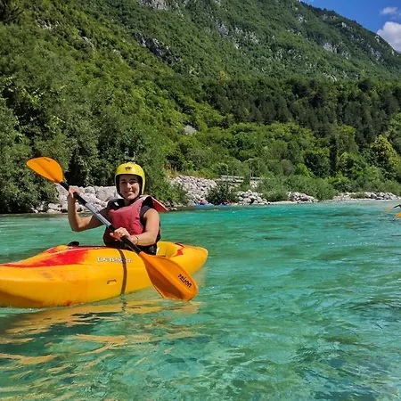 Rafting Center بيت ضيافة بوويتش